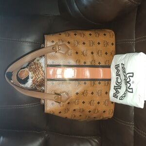 Auth MCM Cognac Vesitos Tote bag